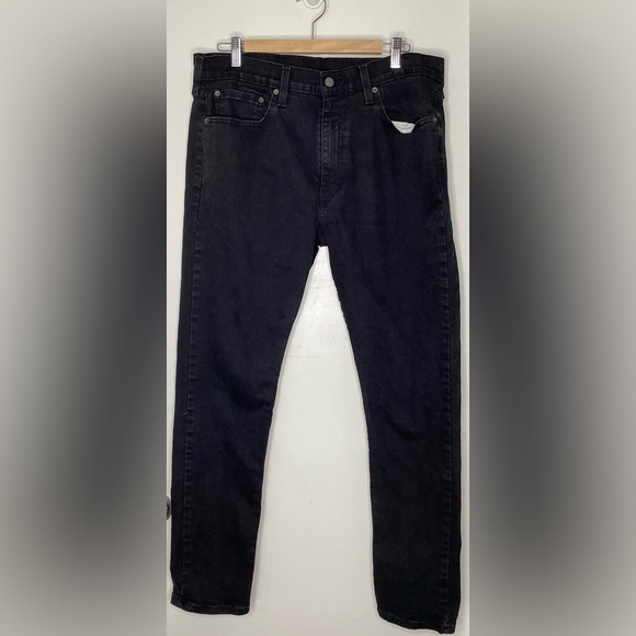 Levis Mens Black 612s Tapered, 36 Waist/ 32 Leg - Picture 1 of 10